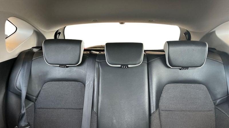 Renault Captur II 2019 1.6 E-TECH Plug-in Hybrid 160cv Intens Auto