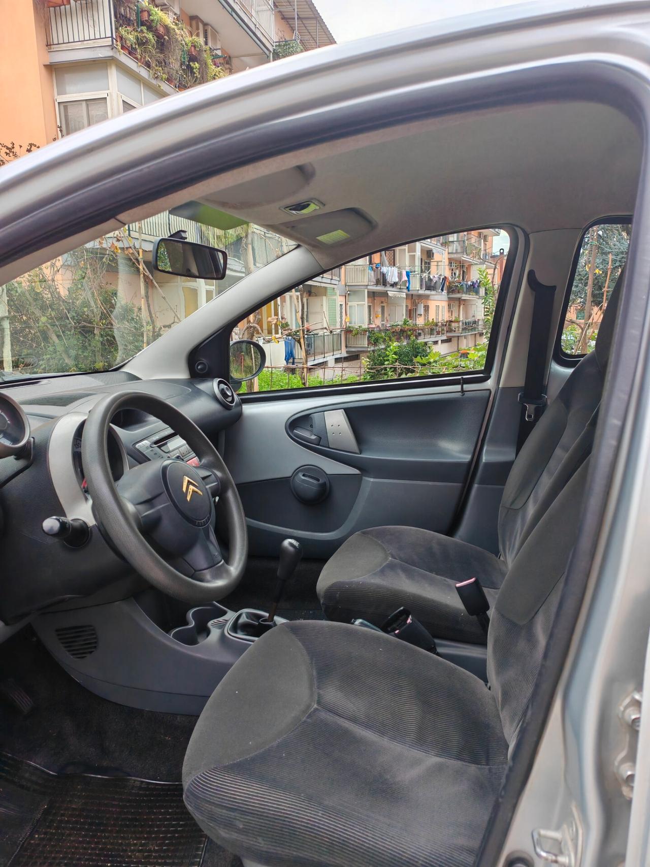 Citroen C1 1.0 5 porte NESSUN LAVORO DA FARE