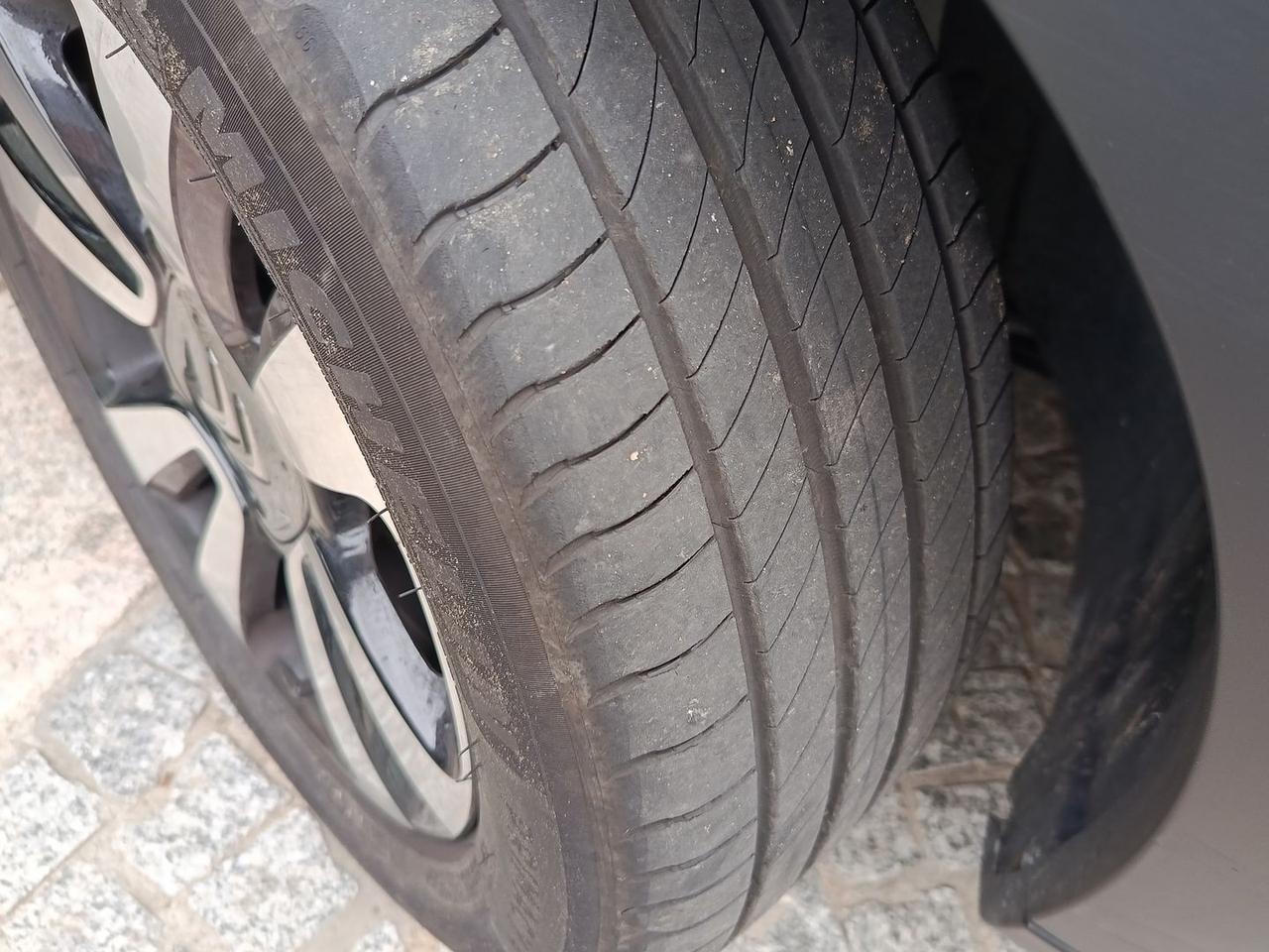 Citroen C3 1.2 PureTech 82 Shine #6840