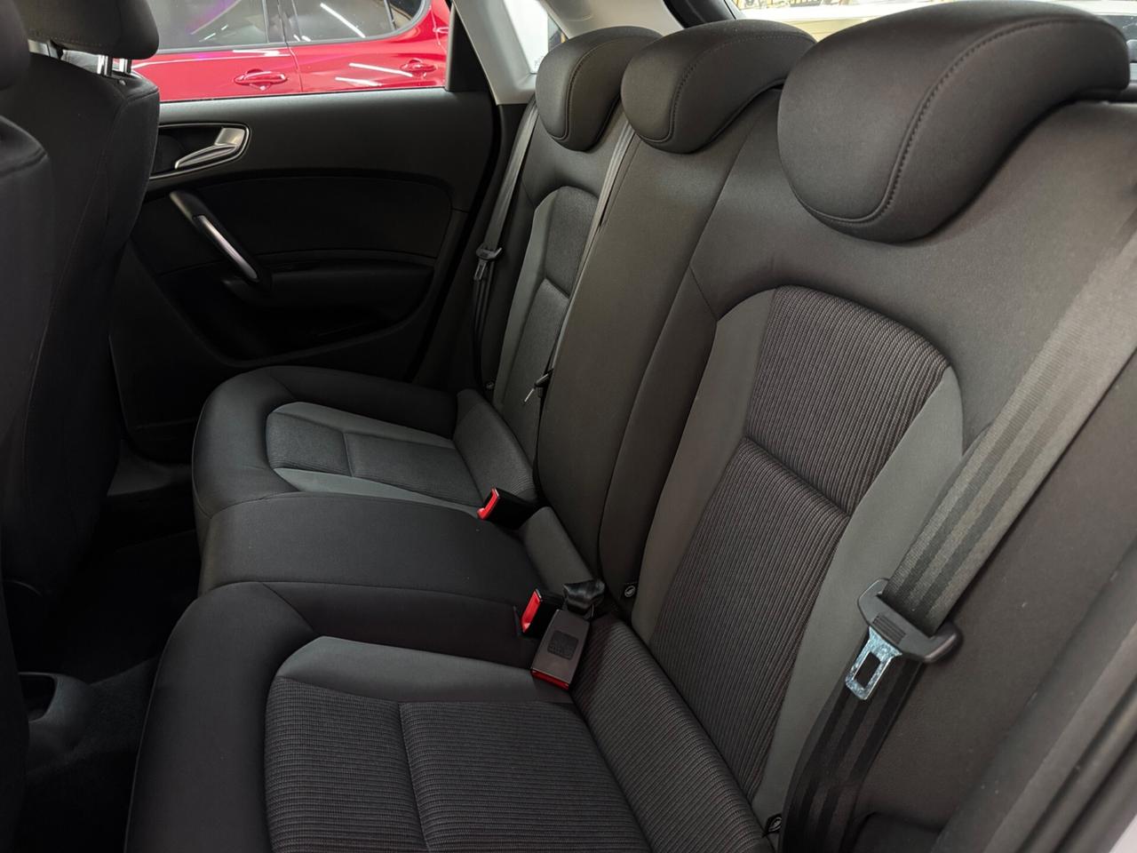 Audi A1 1.6 TDI 116CV S tronic Sport Bi-Color