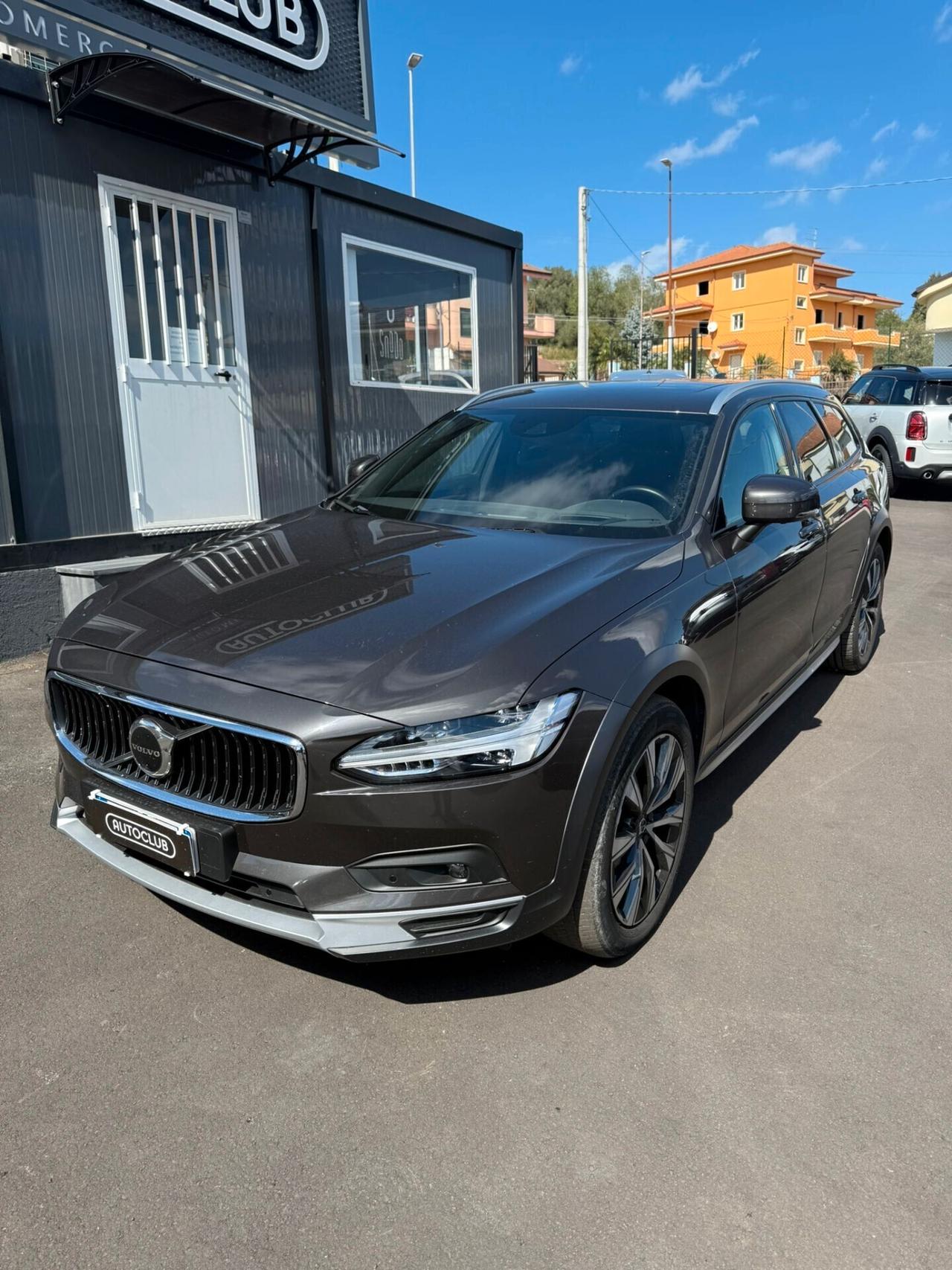 Volvo V90 Cross Country B4 (d) AWD Geatronic Business Pro Line