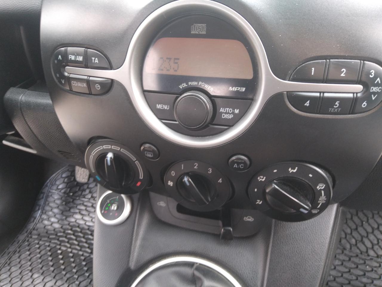 Mazda 2 Mazda2 1.3 16V 75CV 5p. Play GPL