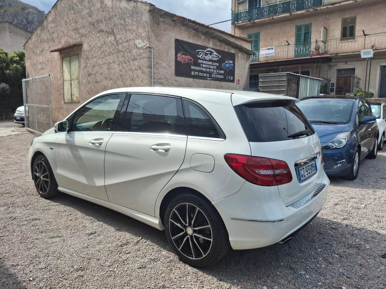 Mercedes-benz B 180 CDI BlueEFFICIENCY Premium