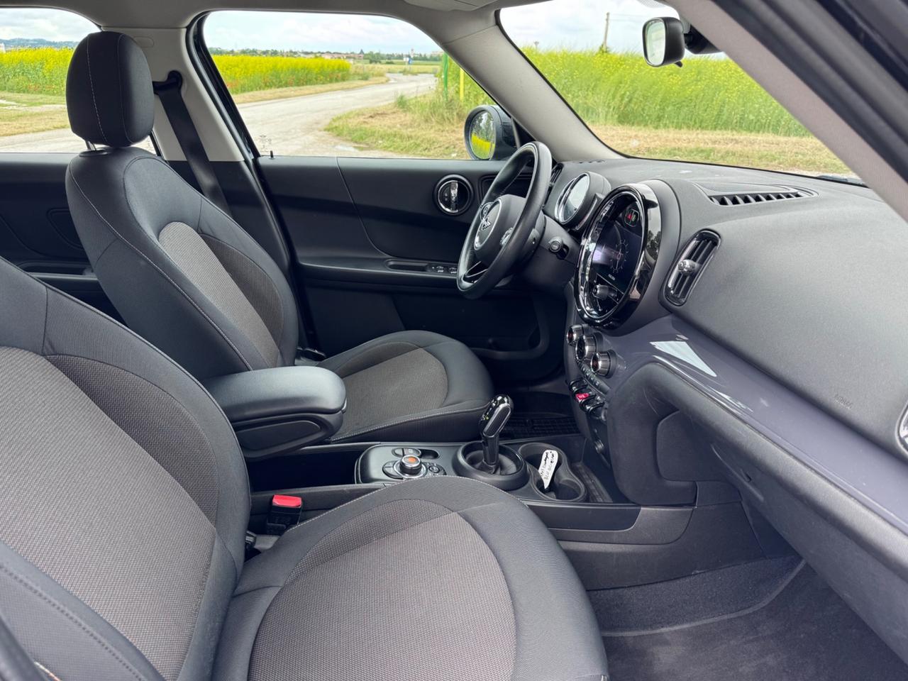 Mini Cooper Countryman 1.5 Business Automatica