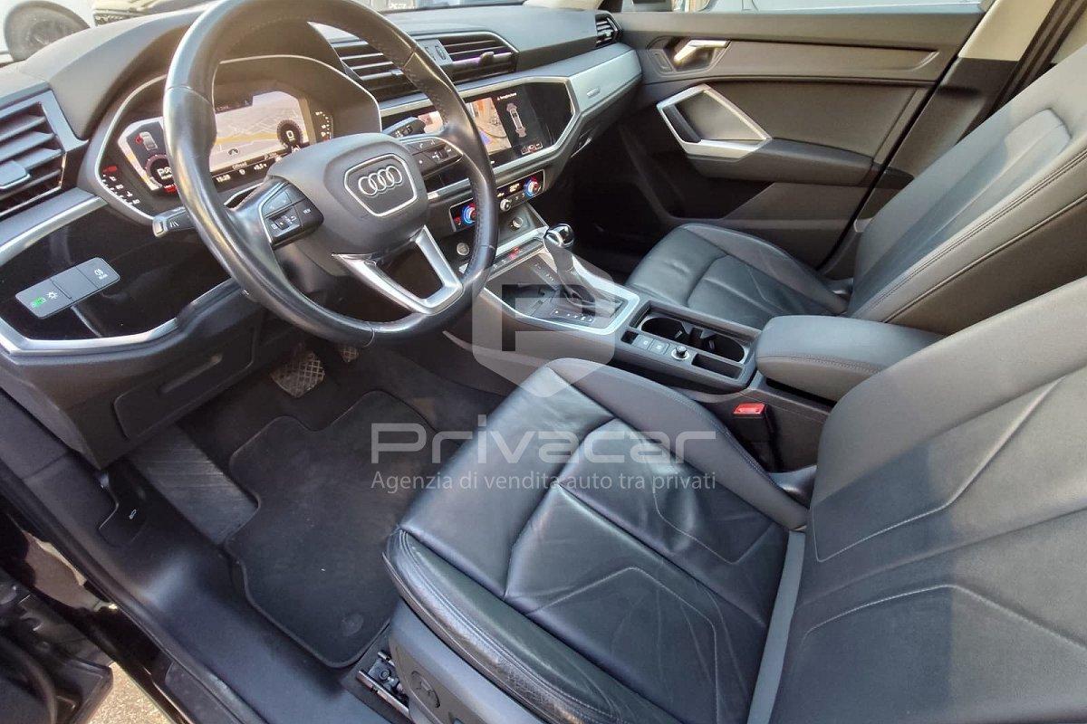 AUDI Q3 45 TFSI quattro S tronic Business Advanced