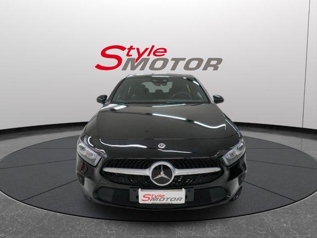MERCEDES-BENZ A 180 d Automatic Business UFFICIALE UNIPROP.