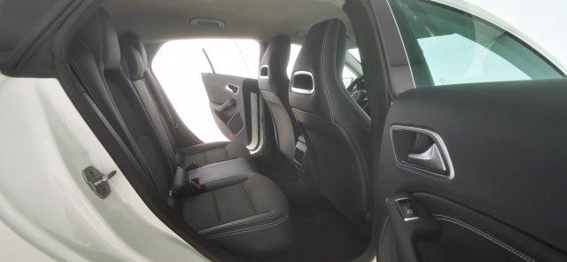 MERCEDES-BENZ CLA 200 d S.W. Automatic Sport