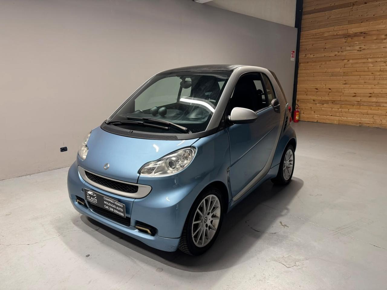 Smart ForTwo 1000 62 kW coupé passion