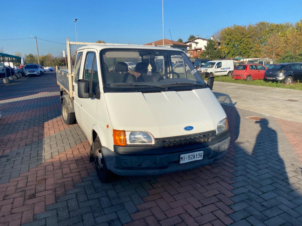 Ford Transit 2.5 d 6 posti ribaltabile 3 lati