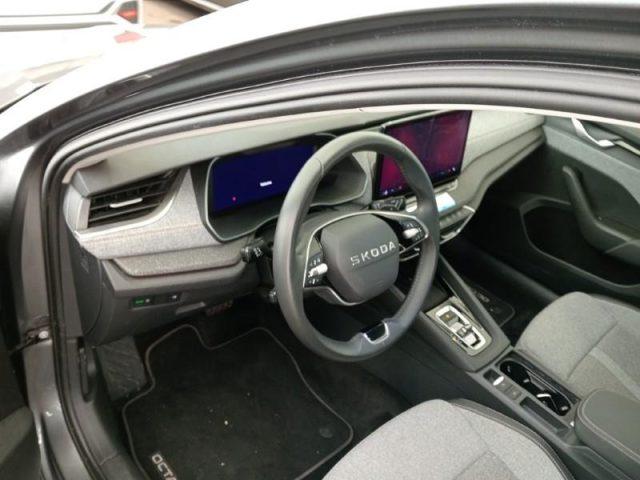 SKODA Octavia 2.0 TDI 150 CV DSG Wagon Executive