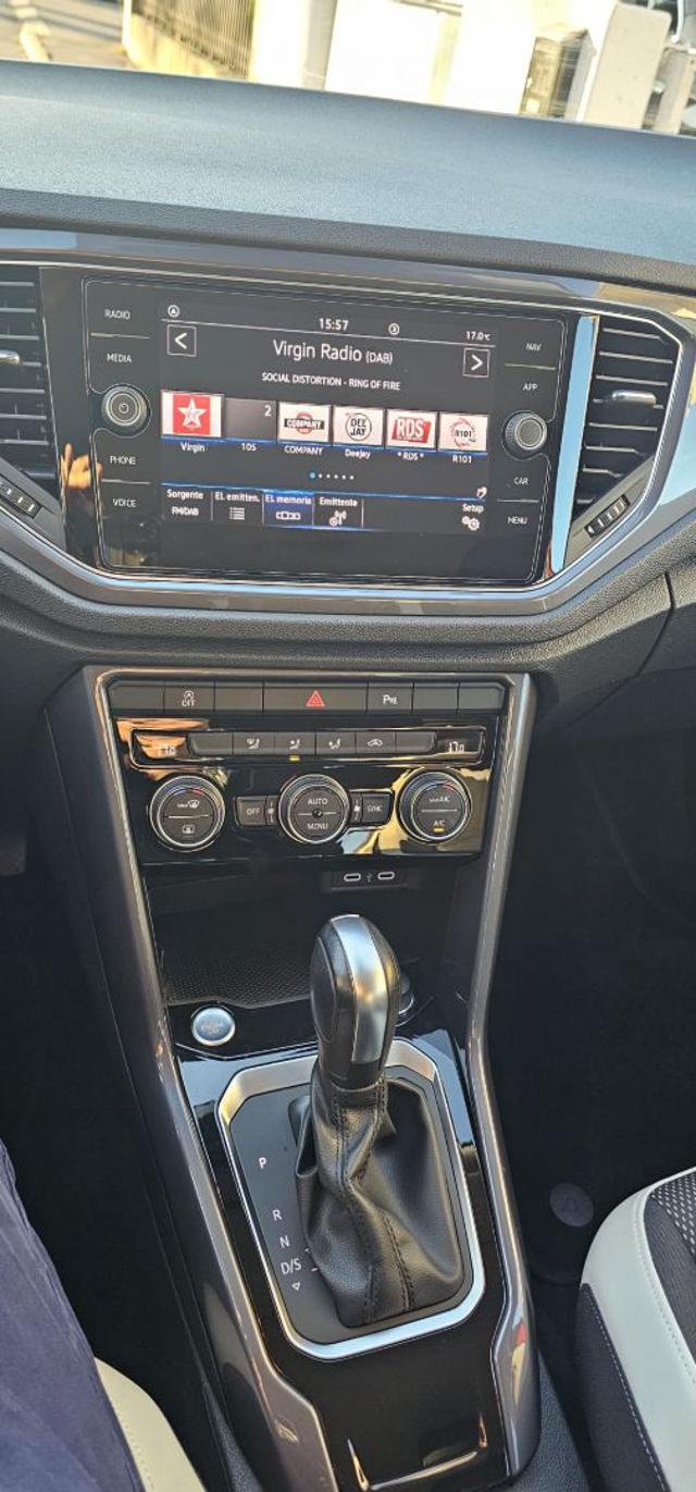 VOLKSWAGEN T-Roc 1.5 TSI ACT DSG Advanced BlueMotion R Line