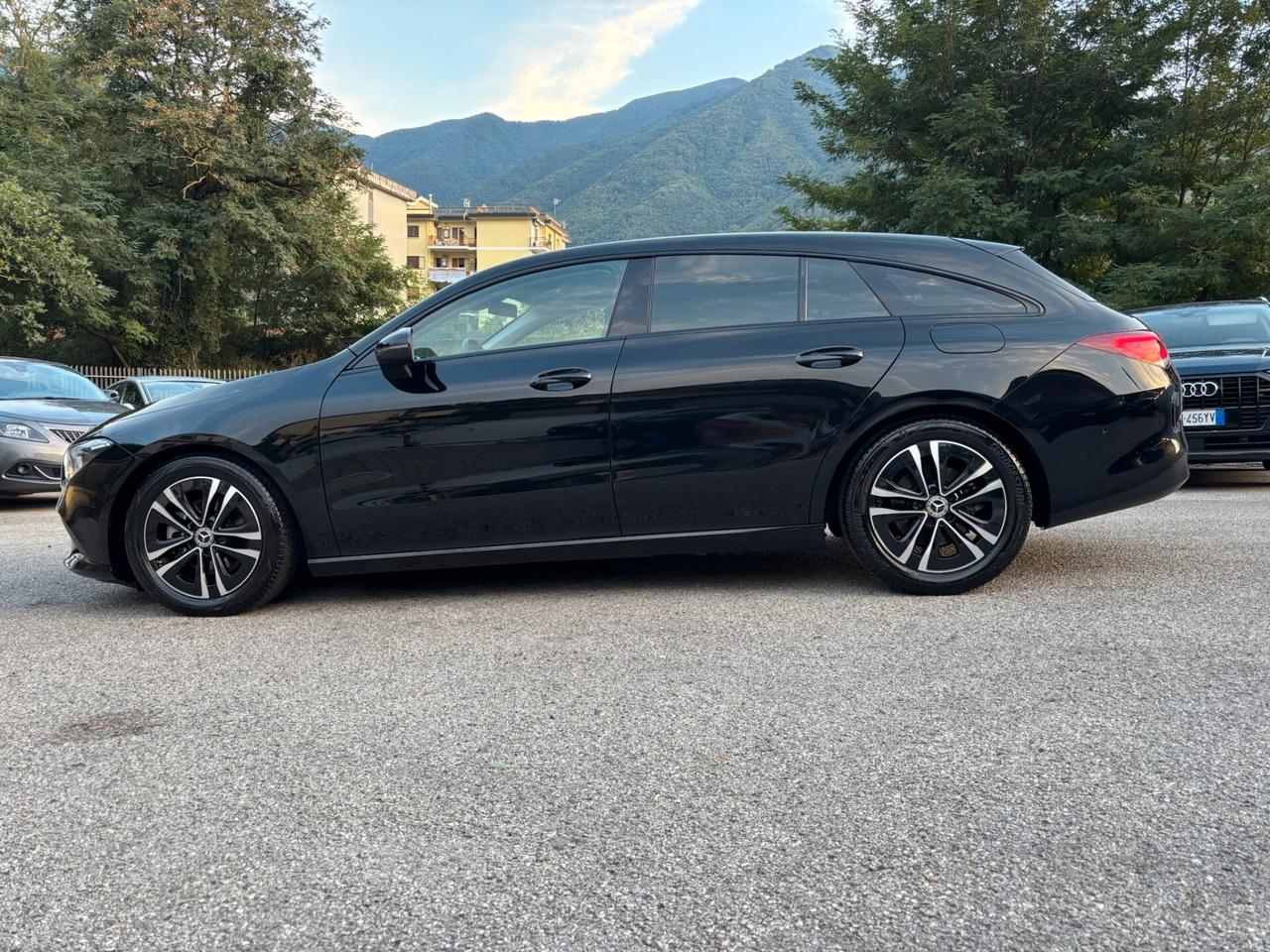 Mercedes-benz CLA 180 d Automatic Shooting Brake Sport FULL MATRIX- MULTIBREAM- MY 23