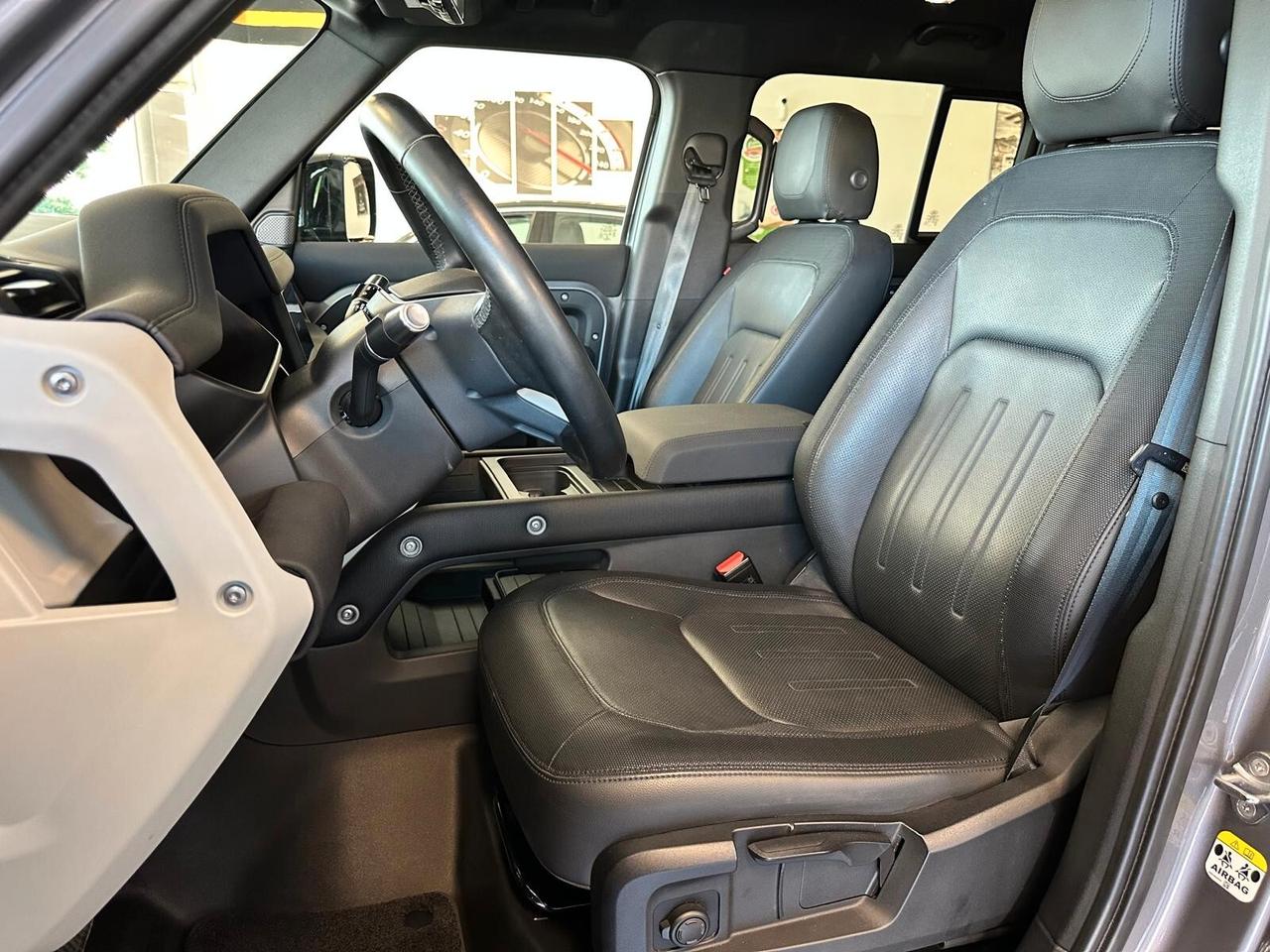 Land Rover Defender 110 3.0D I6 250 CV AWD Auto X-Dynamic HSE
