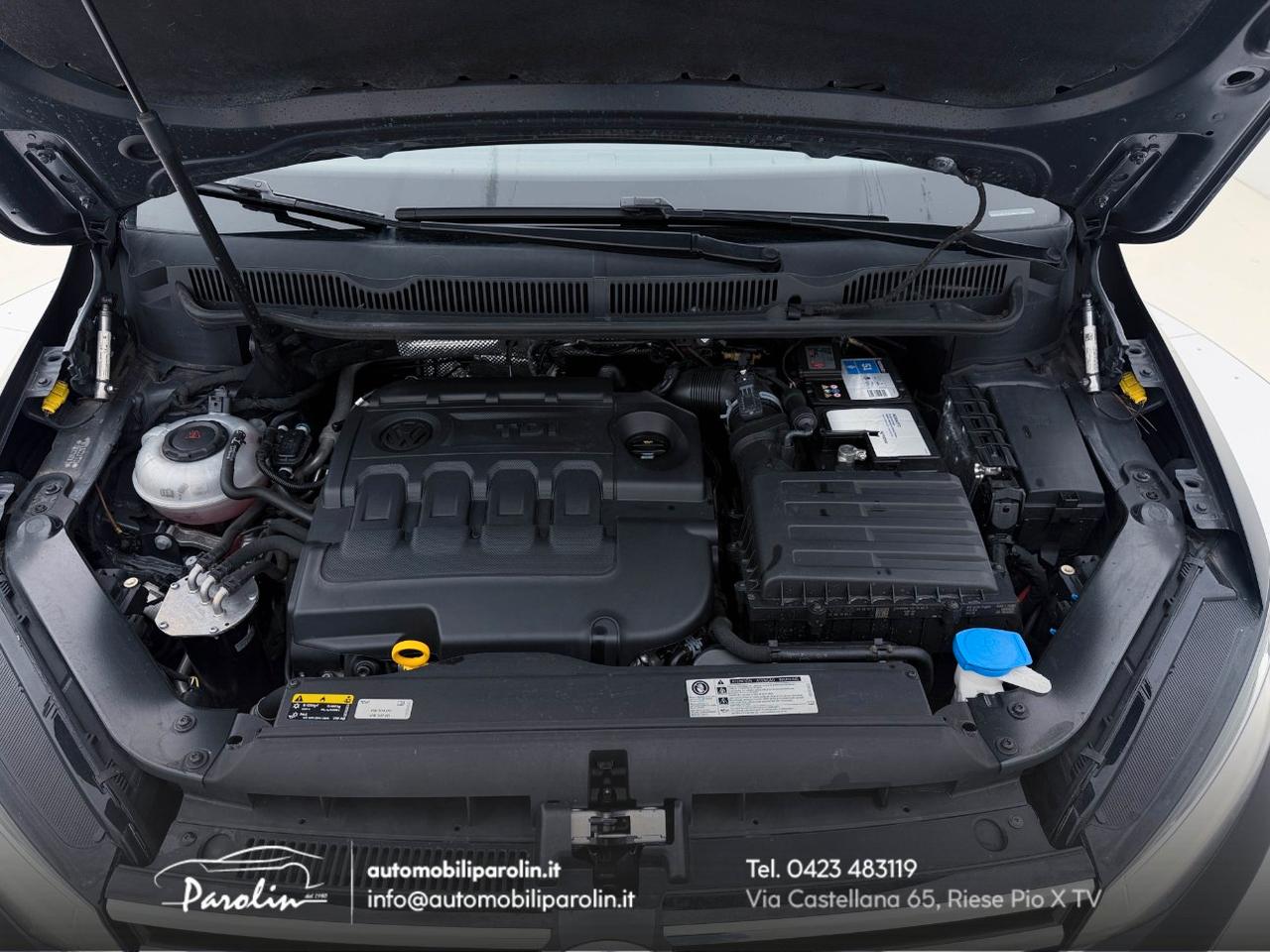 Volkswagen Touran 1.6 tdi Comfortline DSG 7 posti-ACC-Navi-Park
