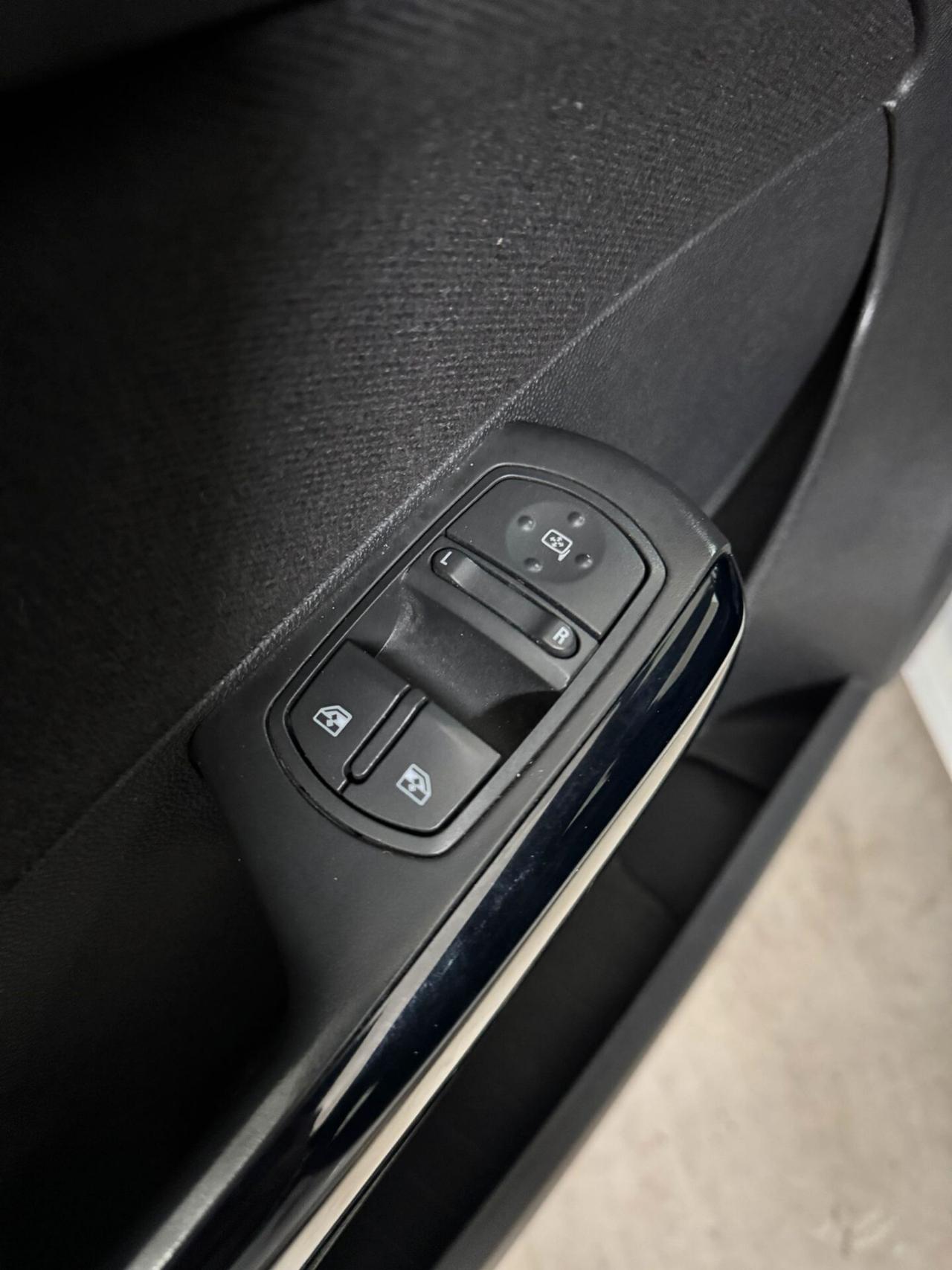 Opel Corsa 1.3 CDTI 75CV F.AP. 3 porte b-color