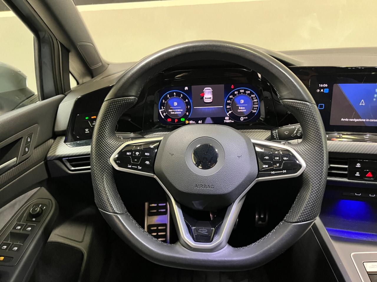 Volkswagen Golf 1.5 eTSI 130 CV DSG R-Line