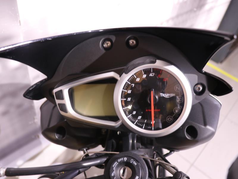 Triumph Speed Triple 1050 R Abs