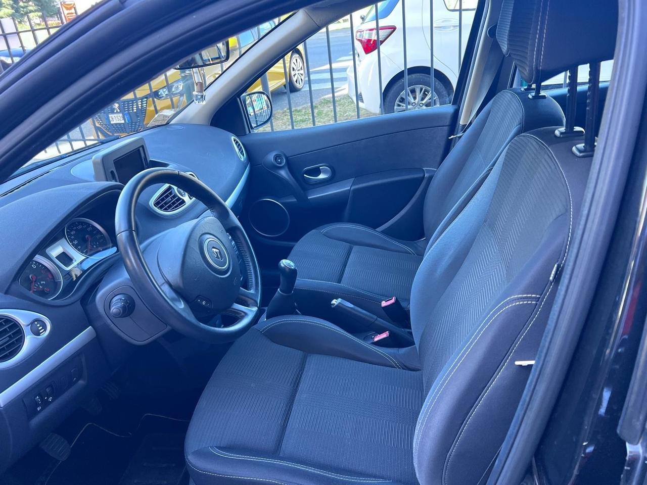 Renault Clio 1.2 16V 5 porte Luxe