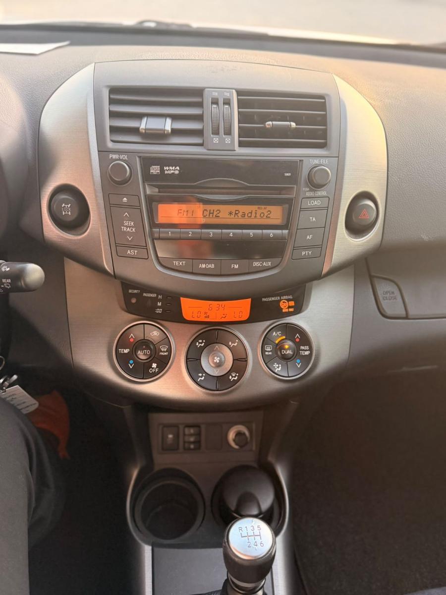 TOYOTA - RAV4 - 2.2 D-4D 150CV 4WD Exclusive