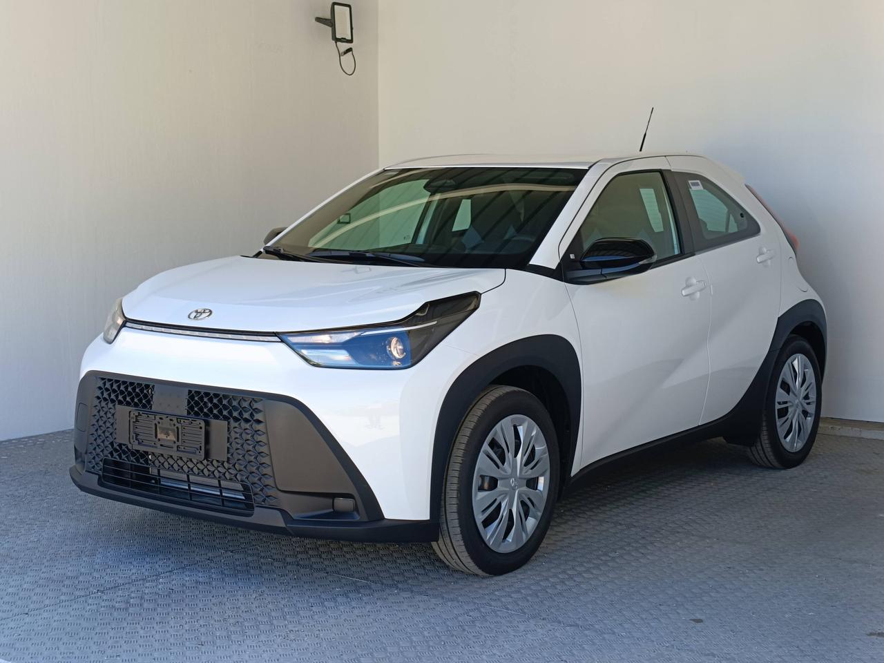 TOYOTA AYGO X HEV MC26