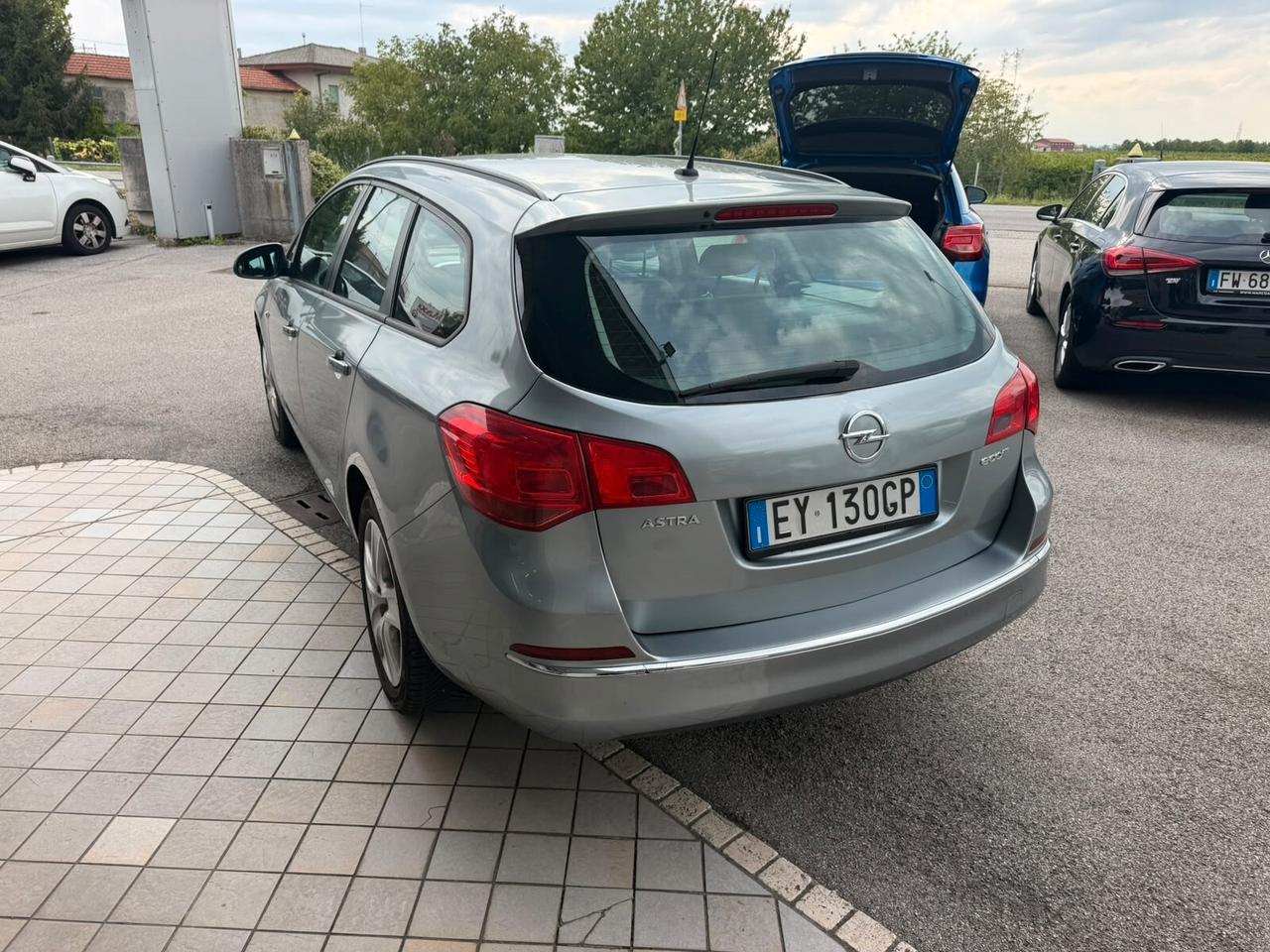 Opel Astra 1.6 Diesel Neopatentati