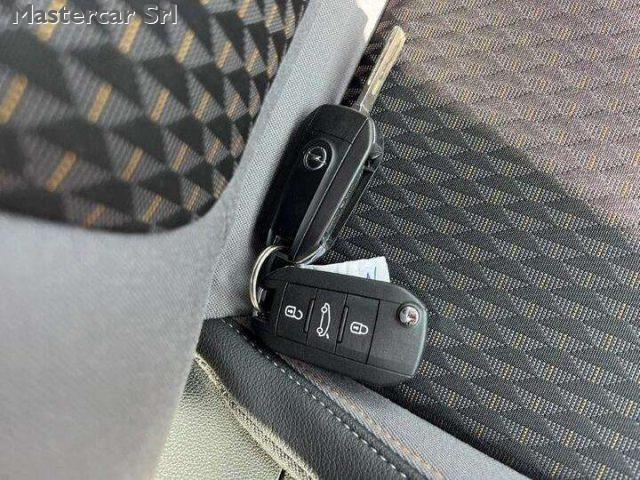 OPEL Crossland X NEOPATENTATI X 1.5 AUTOM Innovation tg : FX138CC