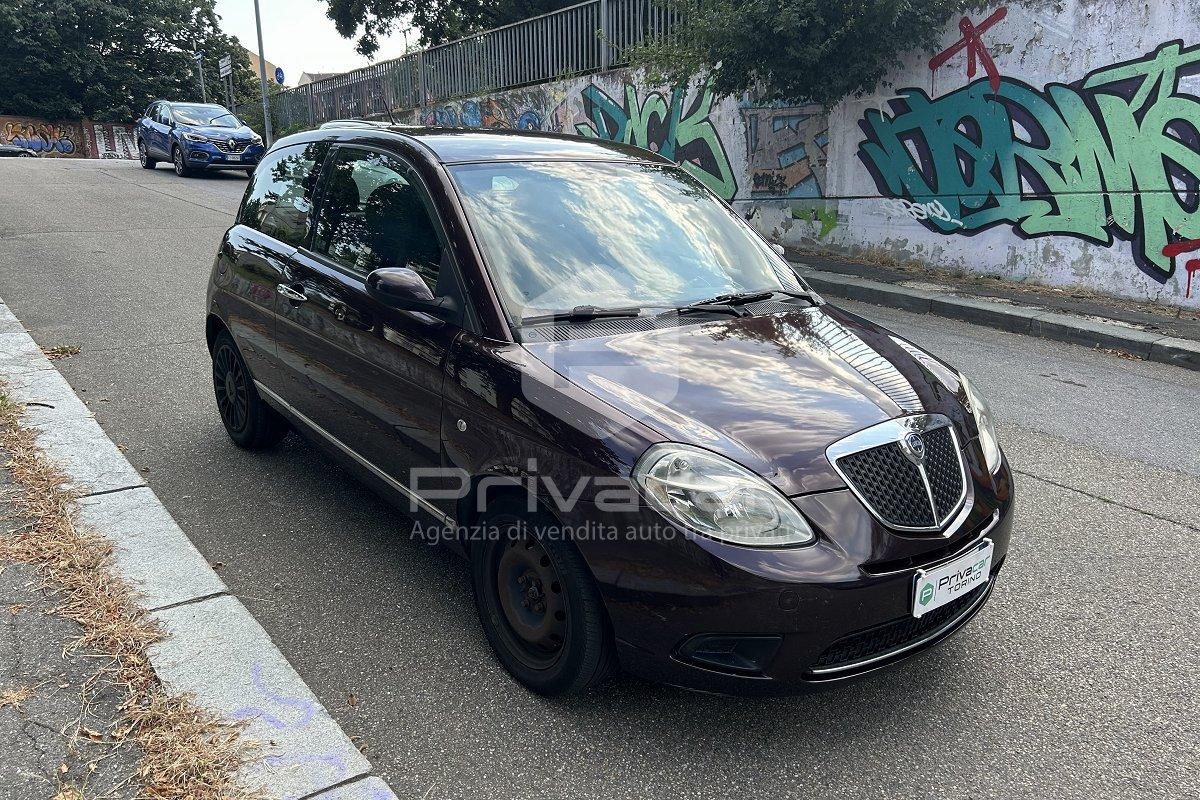 LANCIA Ypsilon 1.3 MJT 75 CV Modamilano