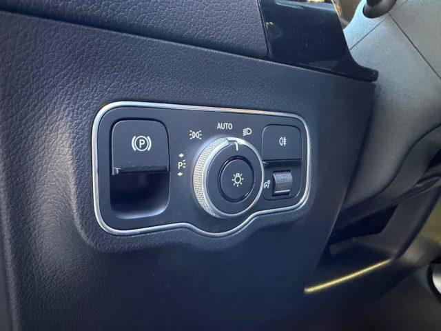 MERCEDES-BENZ GLA 180 136CV SPORT AUTOMATIC KM-49.000 TAGLAINDATI!