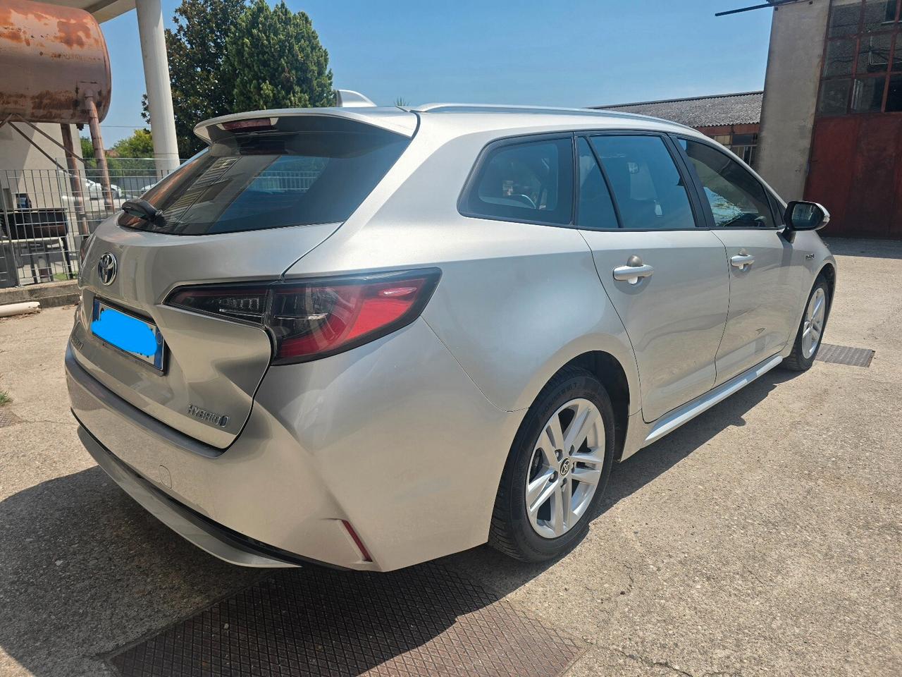 Toyota Corolla Touring Sports 1.8 Hybrid Business