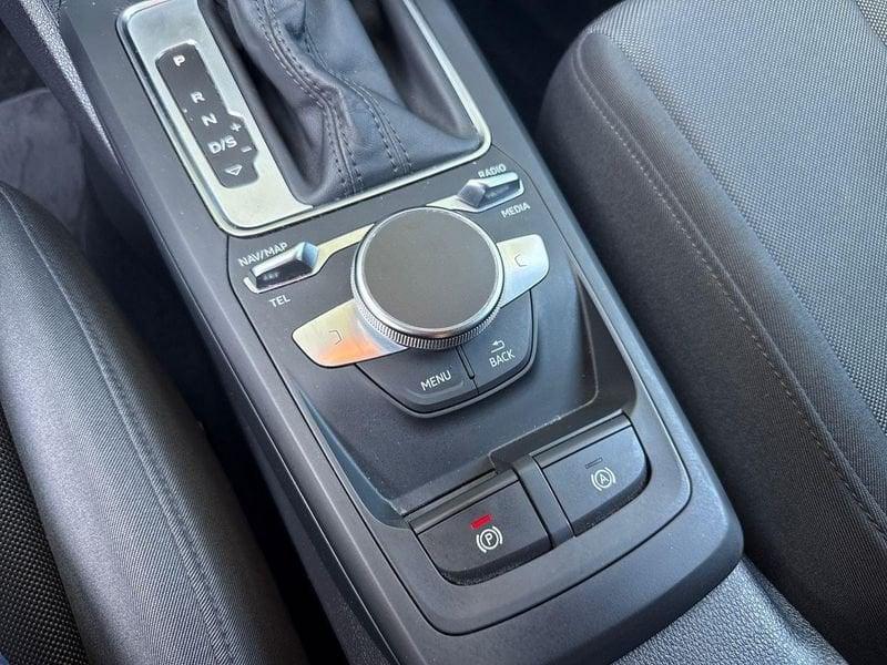 Audi Q2 35 1.5 tfsi Business Advanced s-tronic