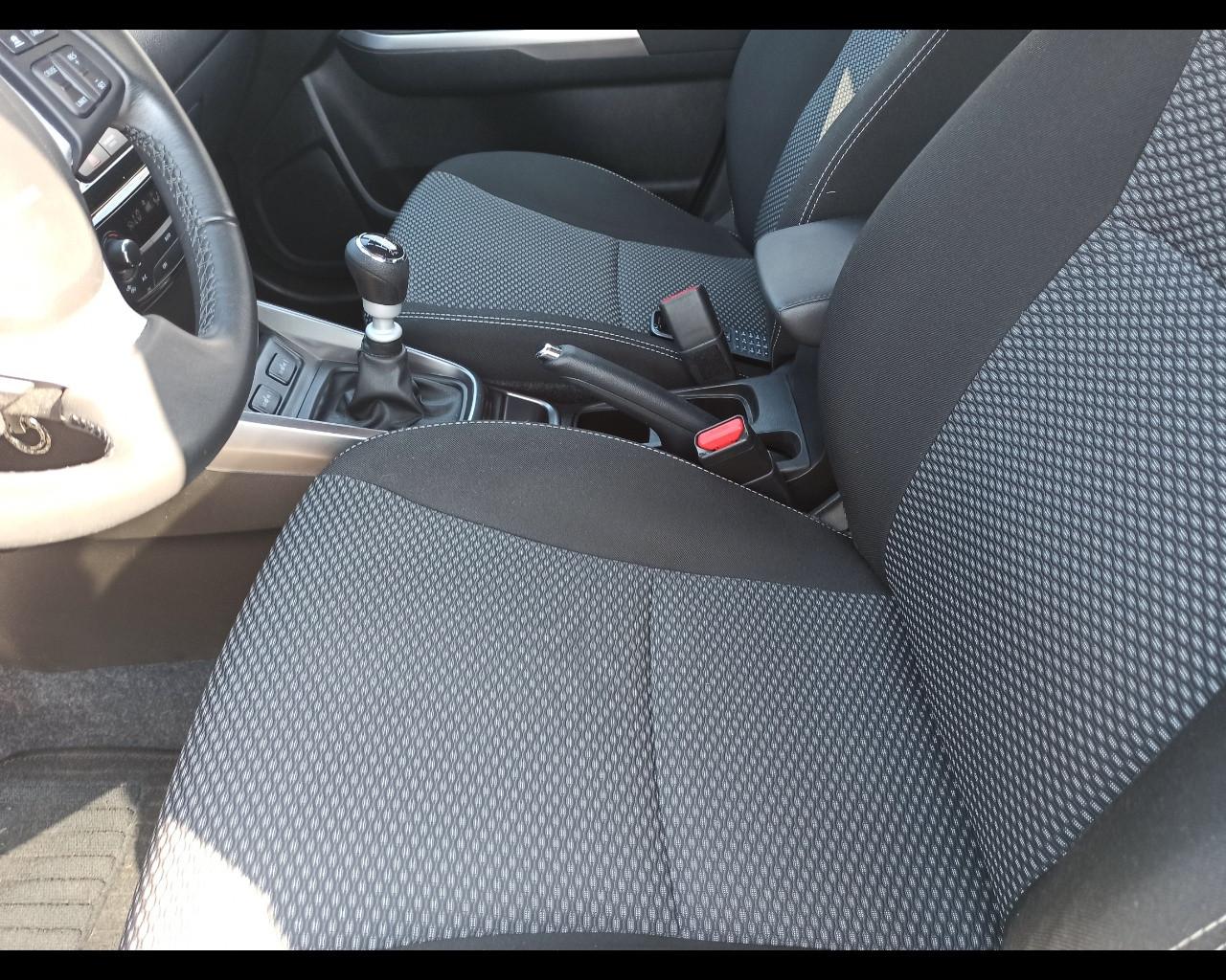 SUZUKI Vitara (2015) - Vitara 1.4 Hybrid Cool