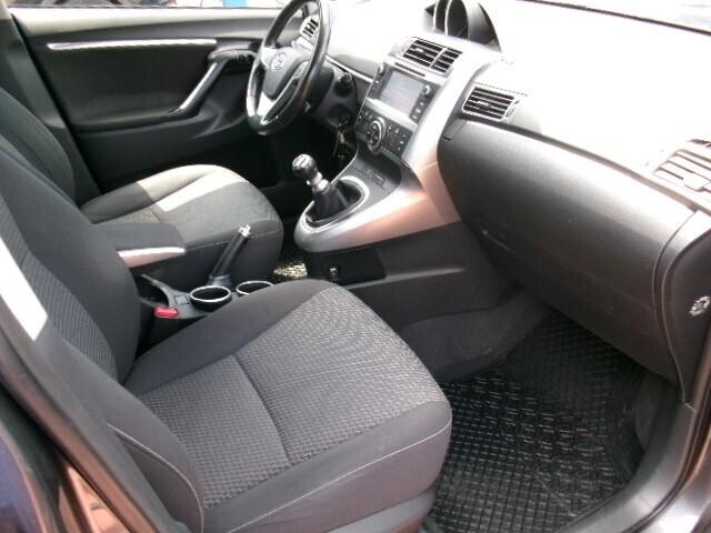 Toyota Verso 1.6 D-4D Style