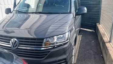 VOLKSWAGEN T6.1 Caravelle 110Cv PC 9 POSTI TrendLine - PREZZO REALE!