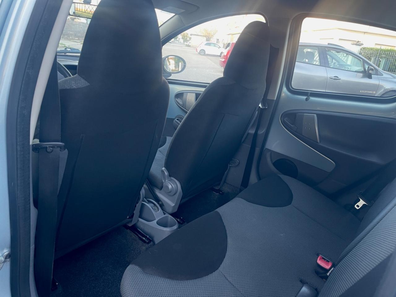 Toyota Aygo 1.0 12V VVT-i 5 porte Benzina per Neopatentati