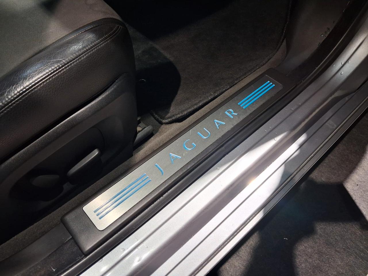 Jaguar XF 2.2 D 200 CV Premium Luxury