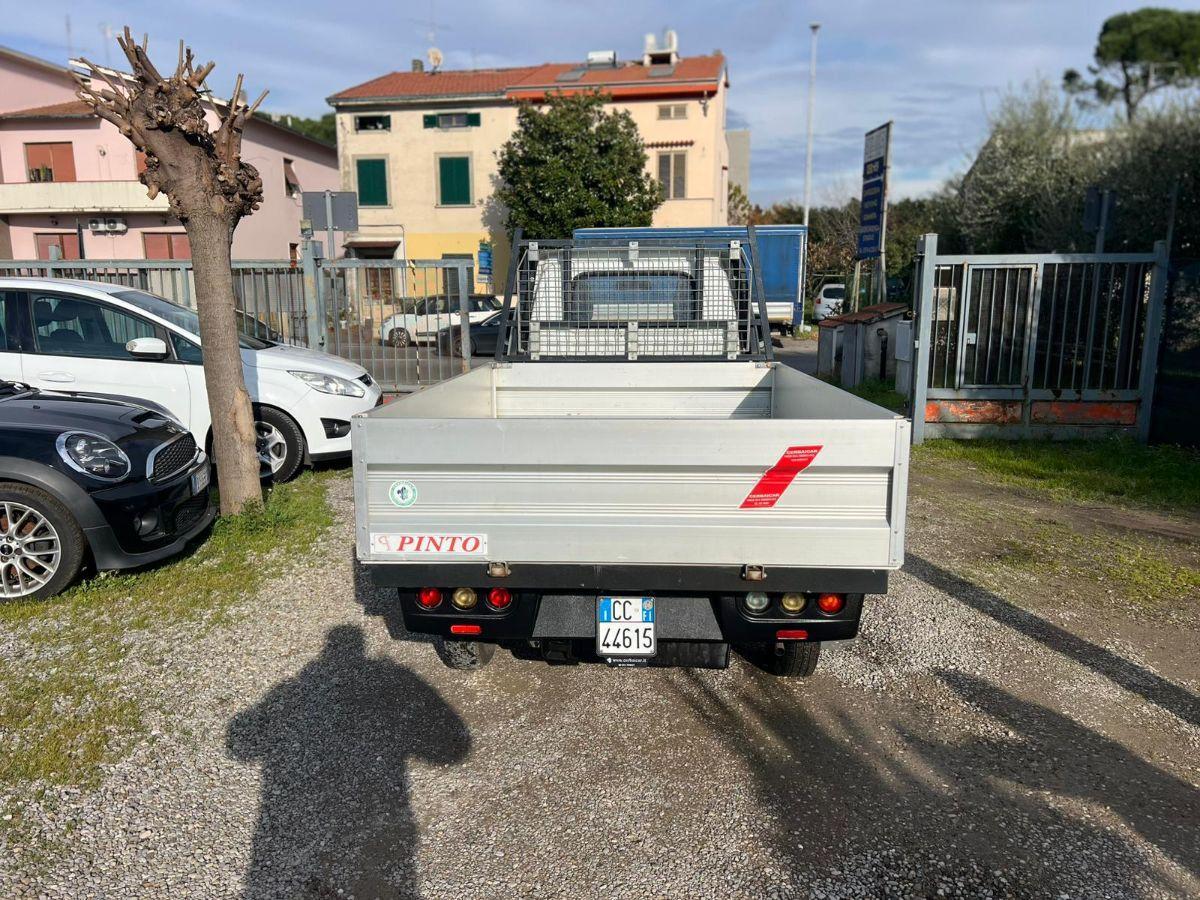 Piaggio QUARGO 690 vers. lo PINTO