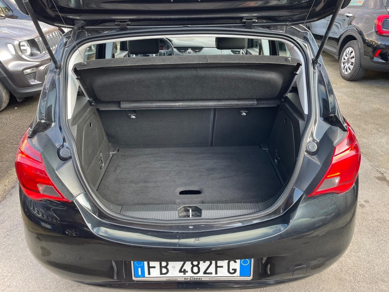 Opel Corsa 1.4 90CV GPL Tech 5 porte n-Joy