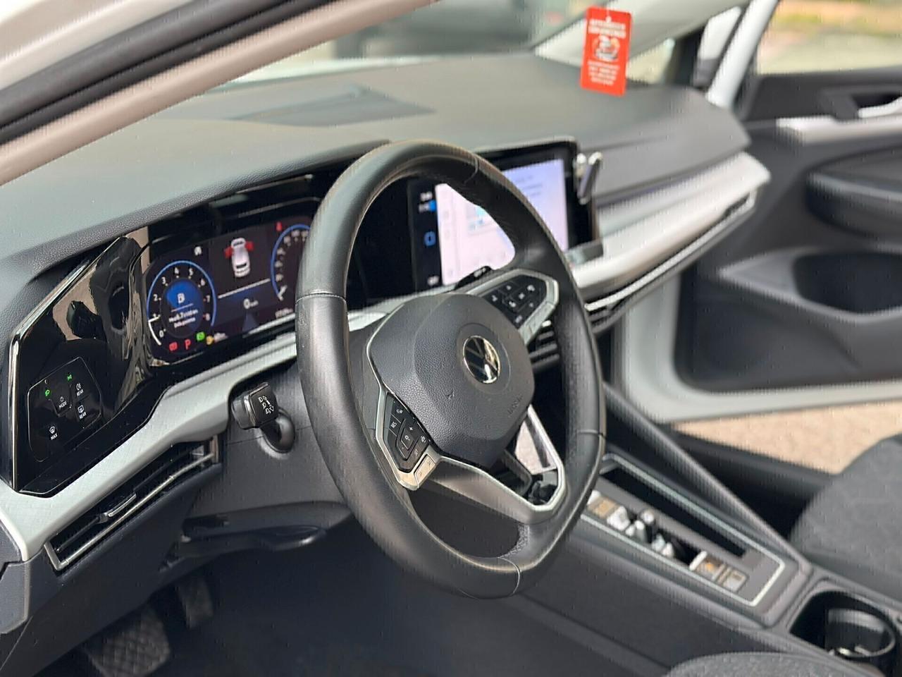 Volkswagen Golf 1.0 eTSI EVO DSG Life