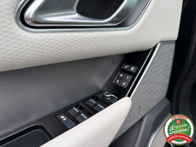 LAND ROVER Range Rover Velar 2.0 TD4 180 CV R-Dynamic SE