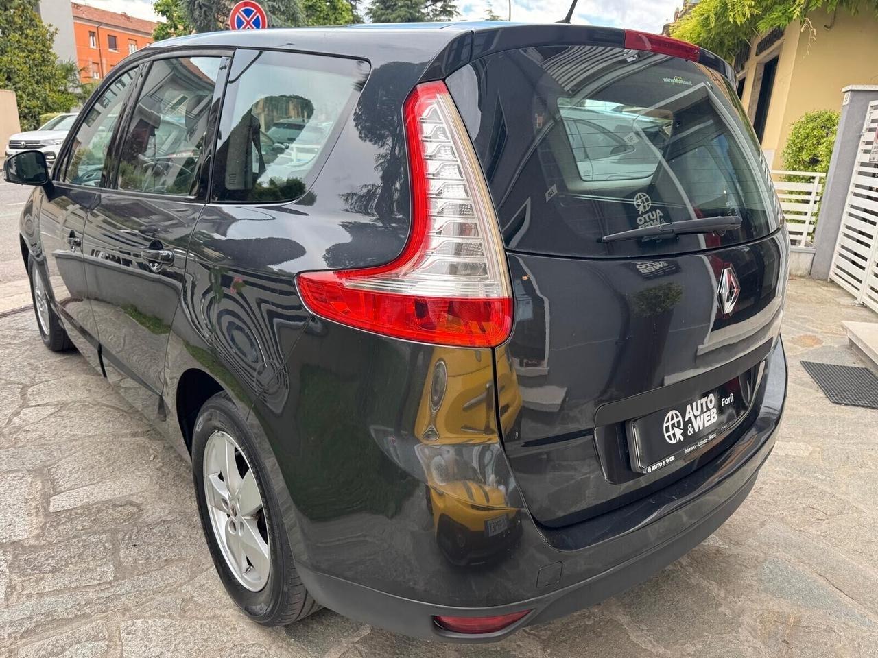 RENAULT SCENIC 1.5 dCi 110cv 7 POSTI NEOPAT