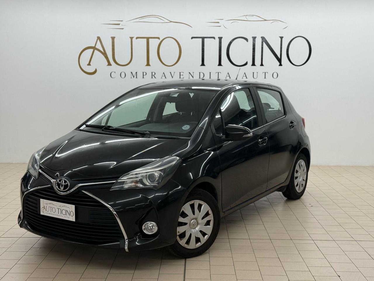 Toyota Yaris 1.0 5 porte Lounge