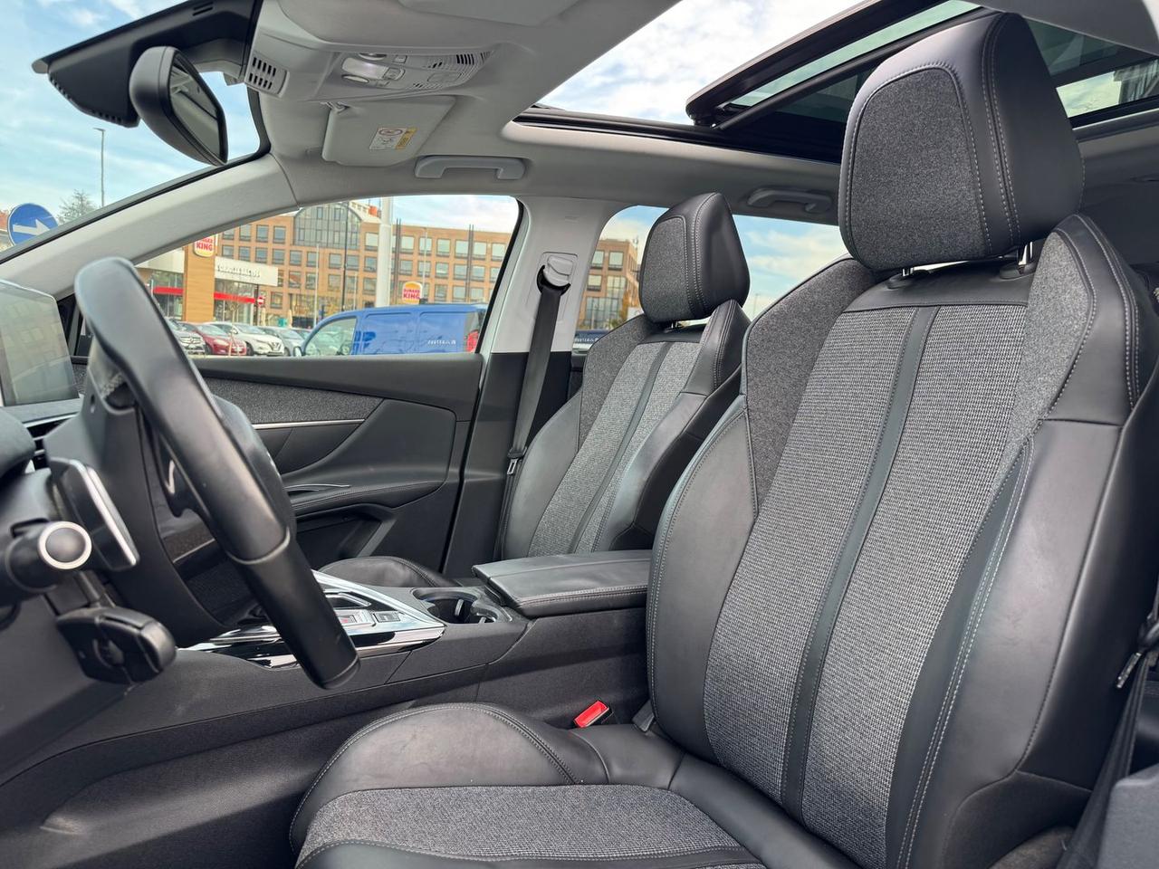 Peugeot 5008 1.5 Blue HDI 130 Allure 7 Posti #7721