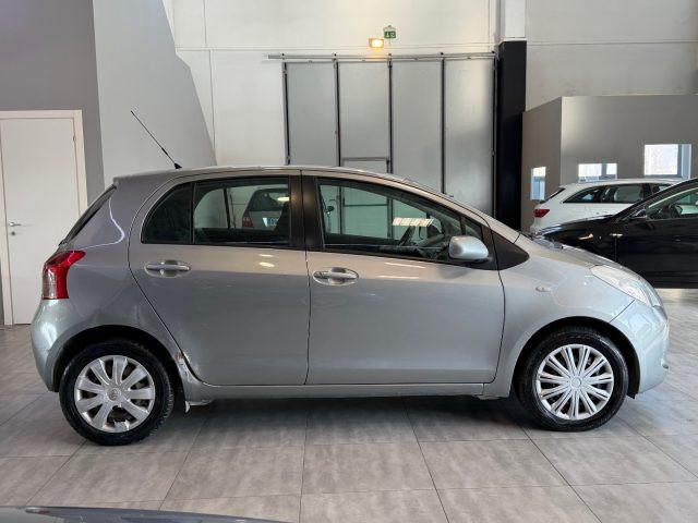 TOYOTA Yaris 1.3 5P. Navigatore