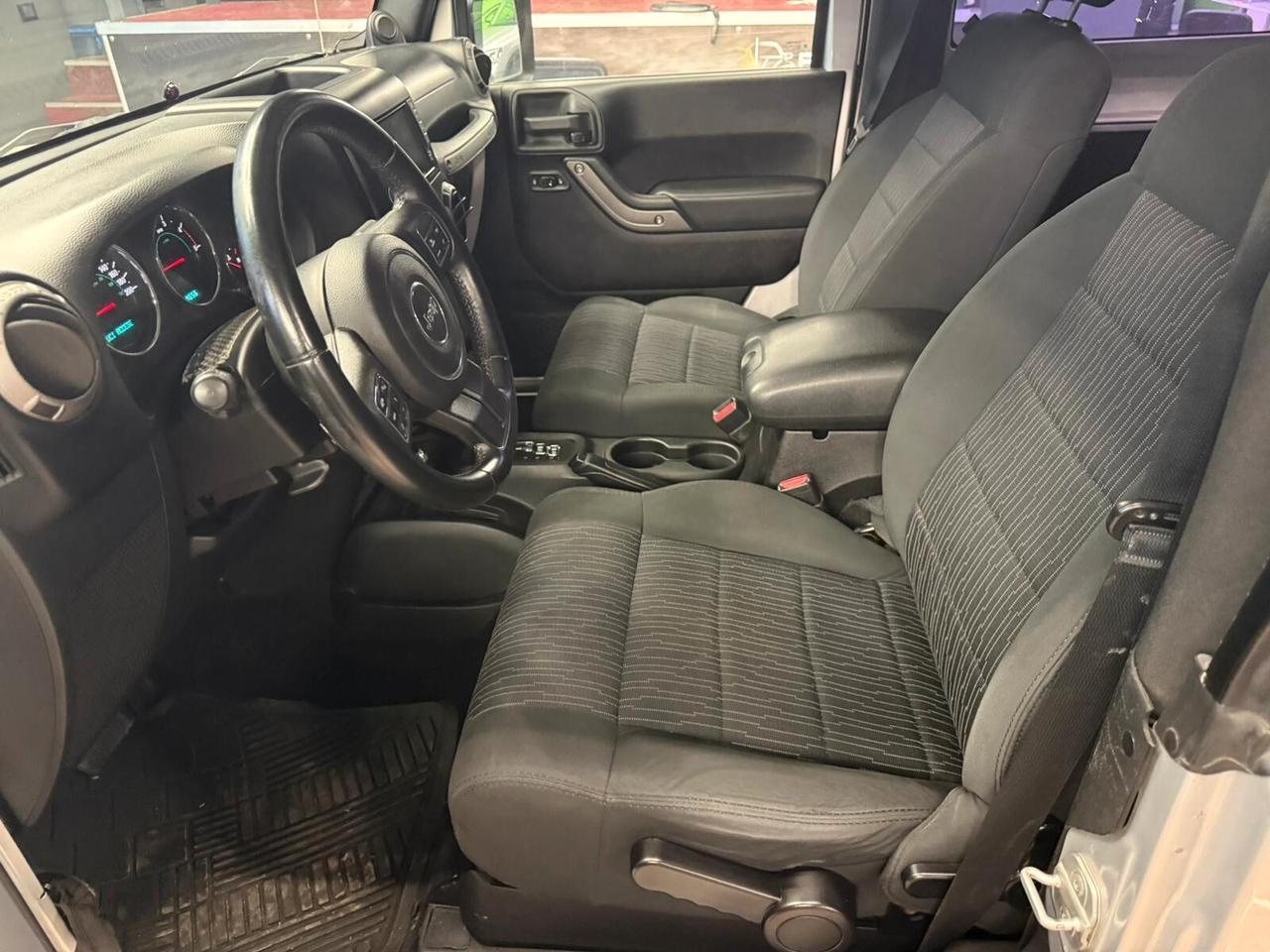 Jeep Wrangler 2.8 CRD DPF HARD TOP CORTA