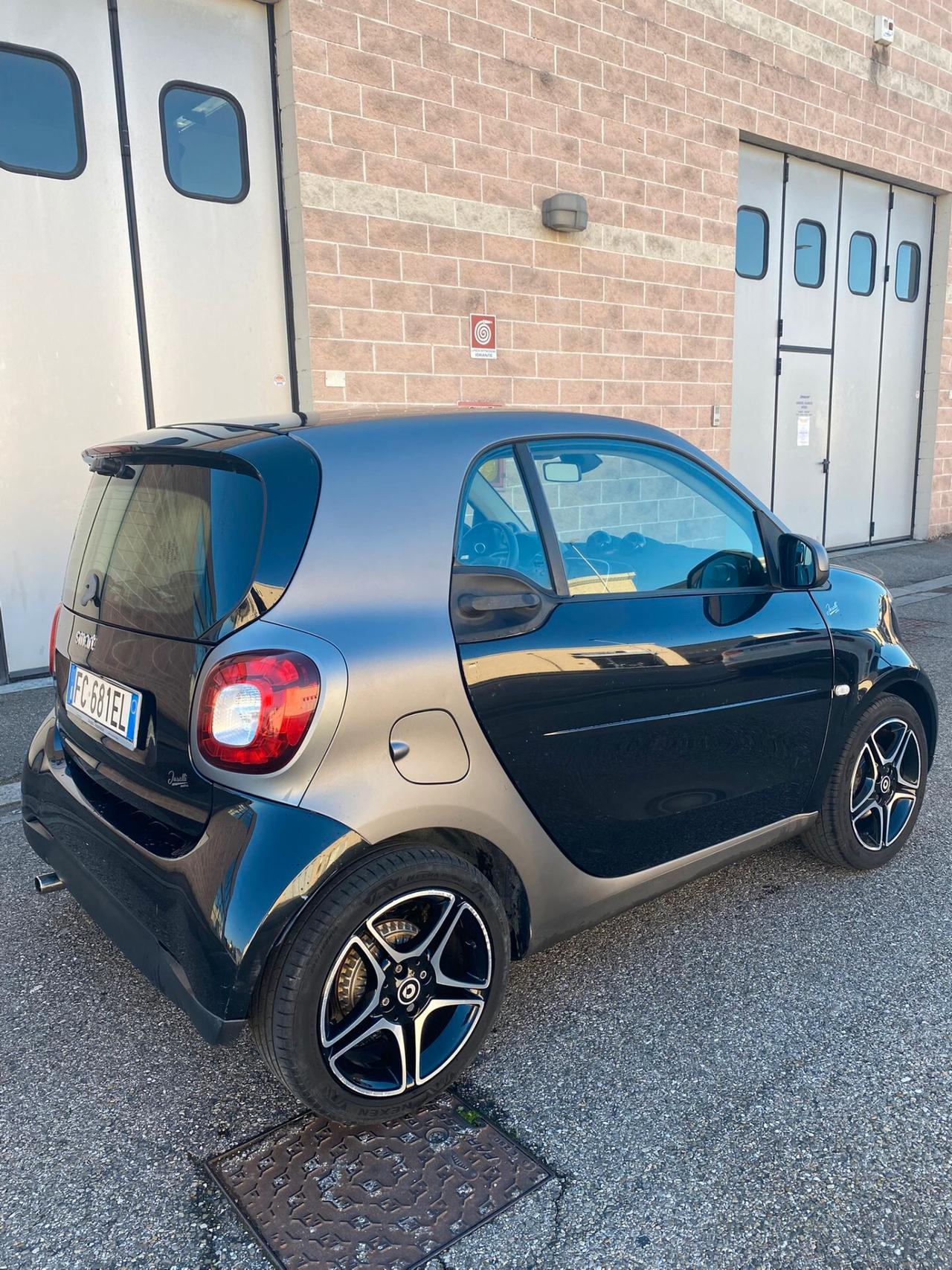 Smart ForTwo 90 0.9 Turbo twinamic JBL automatico