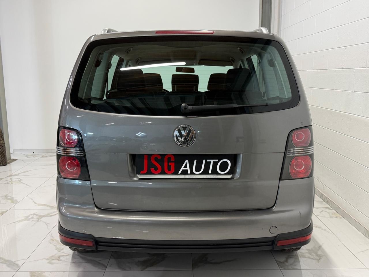 Volkswagen Touran 1.9 TDI 105CV DPF Highline 7 POSTI