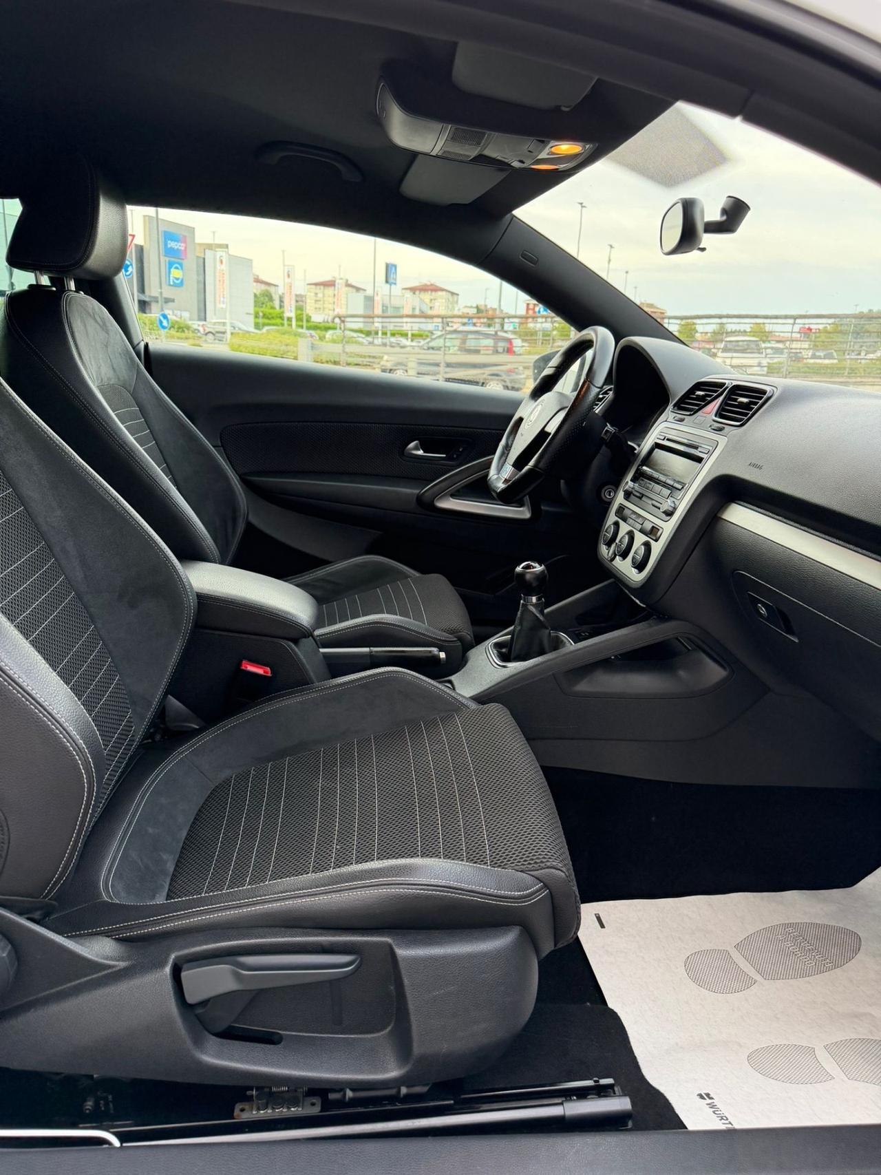Volkswagen Scirocco 1.4 TSI 160CV
