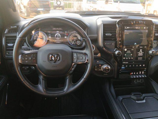 DODGE RAM 1500 5.7 GPL V8 Limited Night N1