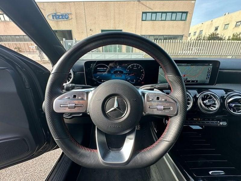 Mercedes-Benz Classe A A 220 Automatic Premium AMG 190cv