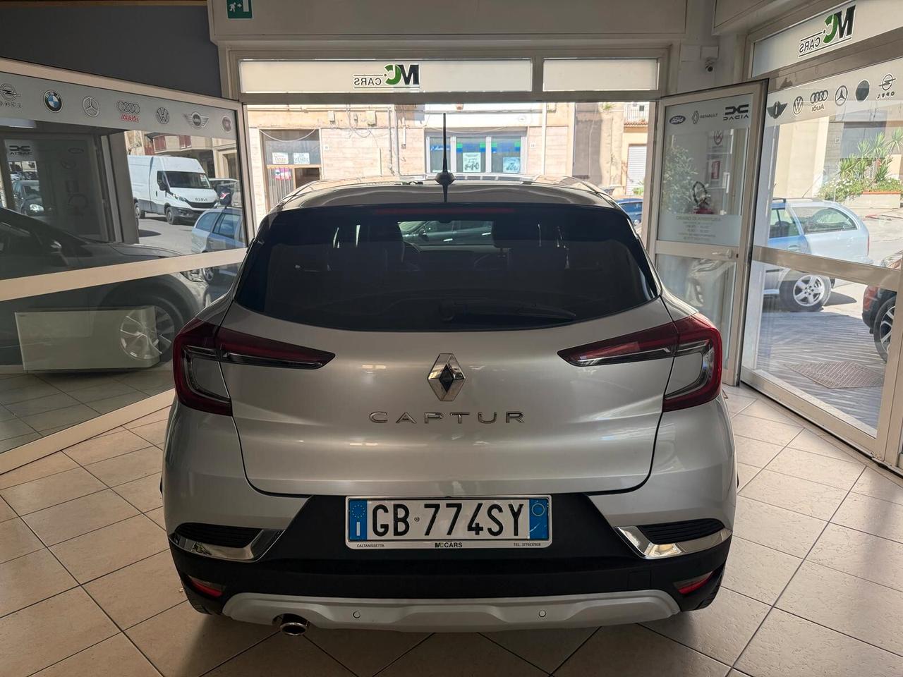 Renault Captur TCe 100 CV Intens